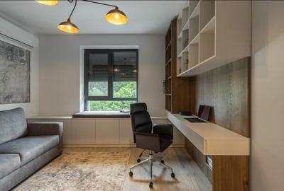 Apartament cu 3 camere decomandat în Nord