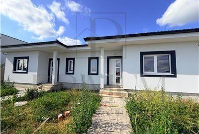 DUPLEX PE PARTER, FINISAJE LA ALEGERE, APROAPE STRADA PRINCIPALA - 1