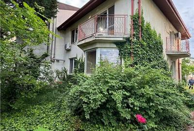 Lac Baneasa, Herastrau , proprietate compusa din 2 vile - 1