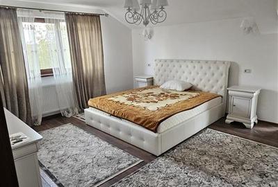 Casă/Vilă spațioasă cu etaj și garaj – Preț: 250.0 - 14