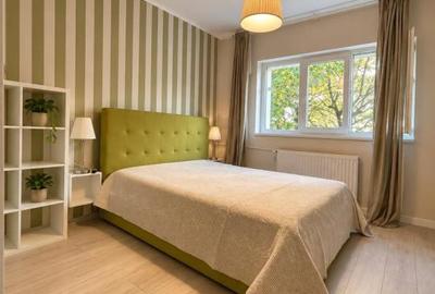 117000euro- 2 camere 56mp Titan -renovat complet - 1