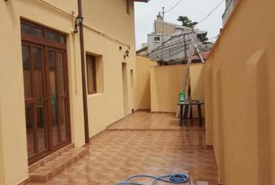 Vila la inchiriere in zona Titulescu - 1