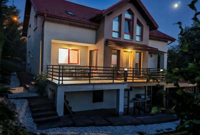 Casă individuală cu 5 camere în Europa
