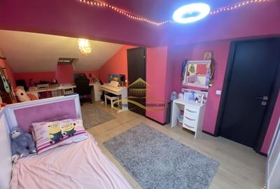 Ap. de vânzare, bloc nou, 4 camere - 15