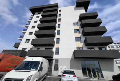 Apartament cu 2 camere semidecomandat în Metalurgiei