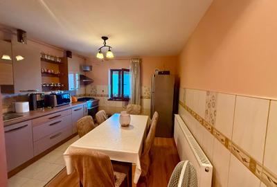 Apartament 2 camere,decomandat,zona Liliacului - 15