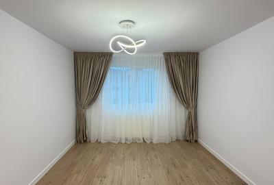 Apartament cu 2 camere decomandat în Noua