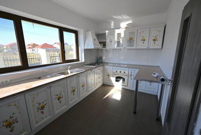 Casă / Vilă cu 4 camere de închiriat în zona Aradului - 3