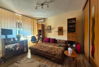 Exclusivitate - Apartament pretabil locuit, toate facilitătile in apropiere - 14