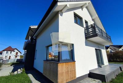 Casa moderna 5 camere teren 490 mp terasa acopertia in Cristian - 2