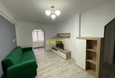 De închiriat apartament cu 3 camere, zona Piața Mare - 3