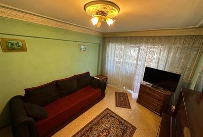 Apartament cu 3 camere decomandat în Păcurari