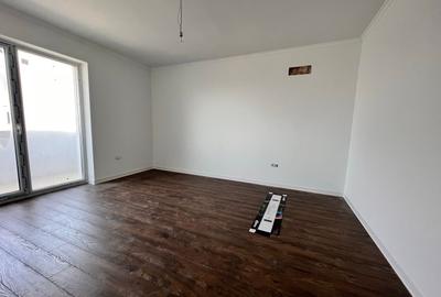 Apartament cu 2 camere decomandat în Giroc