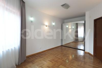 Vilă moderna ideala pentru o familie | 4 dormitoare - 18
