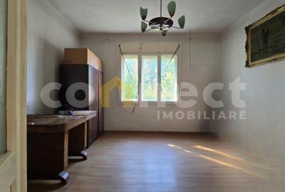 Casa de vanzare - necesita renovari - zona Iris / Pta 1 Mai - 11