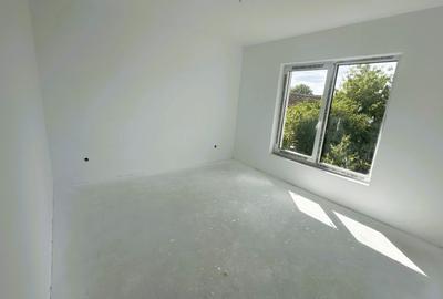 Duplex 117mp teren 300 Sura Mica - 9
