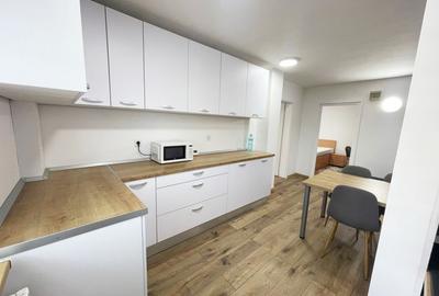 Apartament cu 3 camere decomandat, mobilat în Zorilor