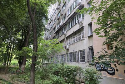 Drumul Taberei, 3 camere, decomandat, 2 min parc, 5 min metrou, etaj 1 - 35