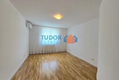 Renovated 6 Bedroom Luxury Villa with Private Garden, Swimming Pool & Sauna - 27