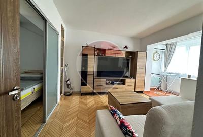 Inchiriere apartament cu 2 camere/ loc de parcare - 1