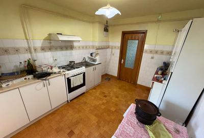 Apartament 3 camere, etaj 2 - Cugir - 4