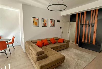 Apartament cu 2 camere semidecomandat, mobilat în Mărăști