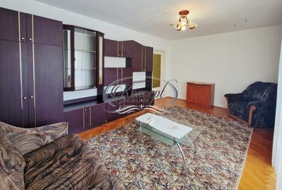 Apartament cu 3 camere decomandat, mobilat în Zorilor