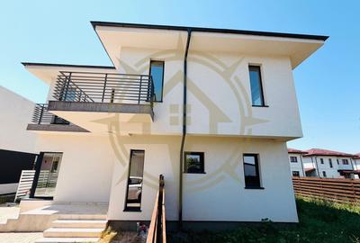 Casă cu 5 camere în Corbeanca