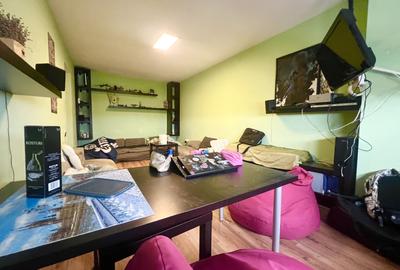 Apartament cu 3 camere decomandat, mobilat în Cetății