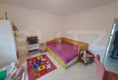 Casa parter cu priveliste spre munte,singur in curte - 10