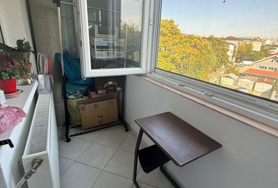 Apartament cu trei camere, complet renovat, în zona Liceul Pedagogic - 13