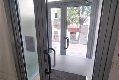 Spatiu comercial central  fost Sediu Banca Alphabank - 11