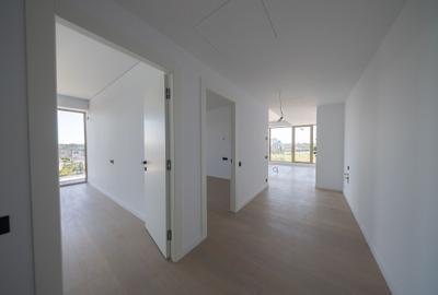 Penthouse cu 4 camere semidecomandat în Floreasca