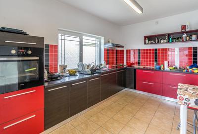 Casă individuală de vanzare în Apahida-zona Centrală – Teren 1.120 mp - 1