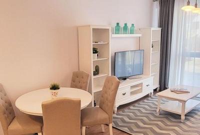 Apartament cu 3 camere decomandat, mobilat în Băneasa