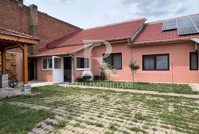 Casă individuală cu 3 camere în Ultracentral