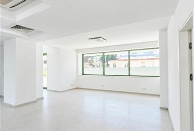 Spațiu comercial, de 93 mp, în Moșilor