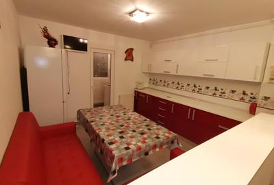 Apartament 2 camere decomandat,renovat, zona Centrala - 3