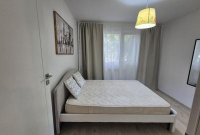 Apartament cu 2 camere semidecomandat în Giurgiului