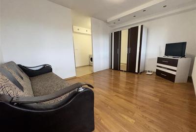 Garsonieră semidecomandată în Cug