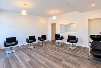 Spațiu comercial 52 mp | Salon Beauty / Barber echipat | Vitrină stradală - 2