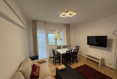 Apartament cu 3 camere decomandat, mobilat în Titulescu