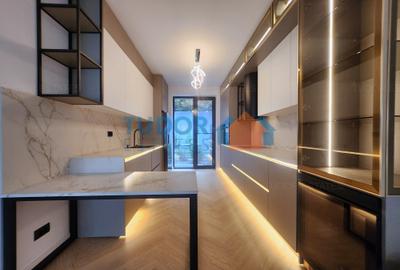 Elegant Three-Level Villa with Private Swimming Pool - 5