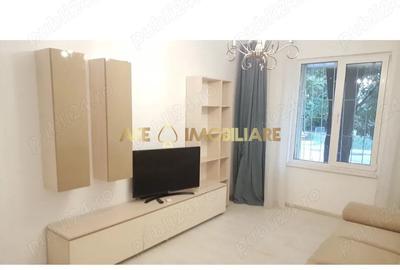 Apartament cu 3 camere semidecomandat, mobilat în Floreasca