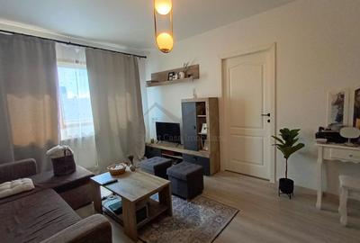 Apartament cu 2 camere nedecomandat în Podu Roș