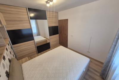 2 Cam-Nou--Unitatea Militara-Mobilat--Balcon-1 loc Parcare-60MP-112000 Euro! Neg - 6