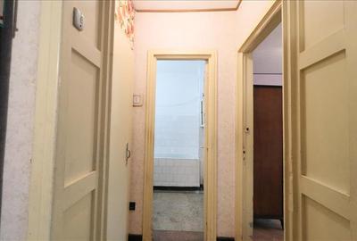 Apartament de 3 camere decomandat, etaj 2 din 4, Odeon Podu Ros - 12
