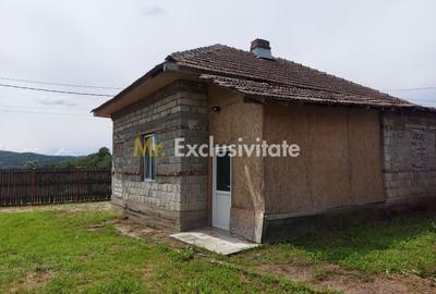 Casă individuală cu 4 camere în Bascov