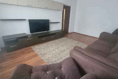 Închiriez apartament 3 camere, Dr. Taberei – Metrou C. Brâncuși, Parcare - 1