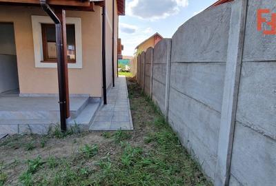 Duplex de vanzare cu 4 camere Mosnita Noua - ID V5303 - 22